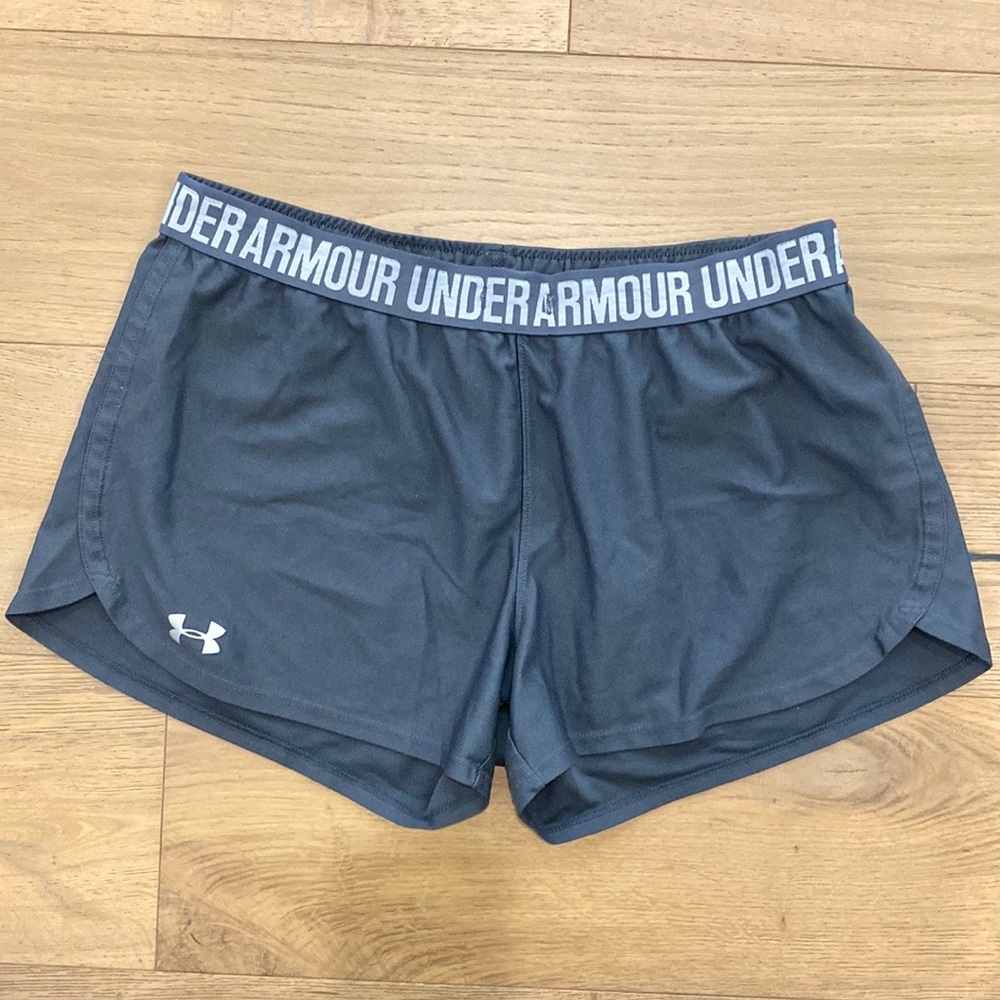 Women’s Under Armour Running Shorts, charcoal grey - large